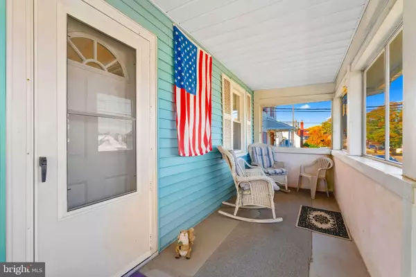 Maple Shade, NJ 08052,226 S PINE AVE