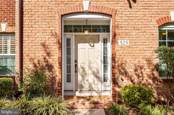 West Chester, PA 19382,525 RAYMOND DR #45