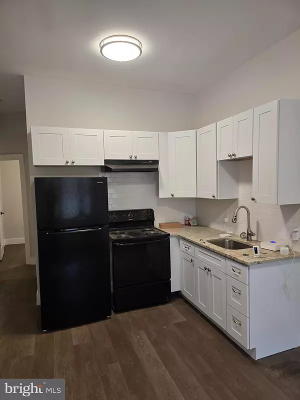 Philadelphia, PA 19140,1321 W WINGOHOCKING ST #1