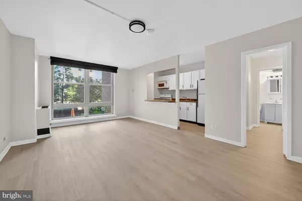 1260 NW 21ST ST NW #210, Washington, DC 20036