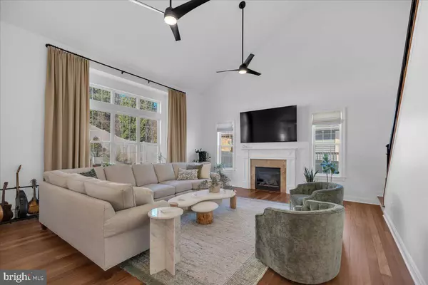 Haddonfield, NJ 08033,425 PELTOMA RD