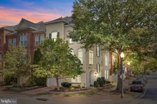 5255 POCOSIN LN, Alexandria, VA 22304