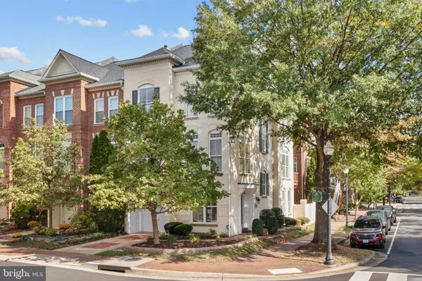 Alexandria, VA 22304,5255 POCOSIN LN