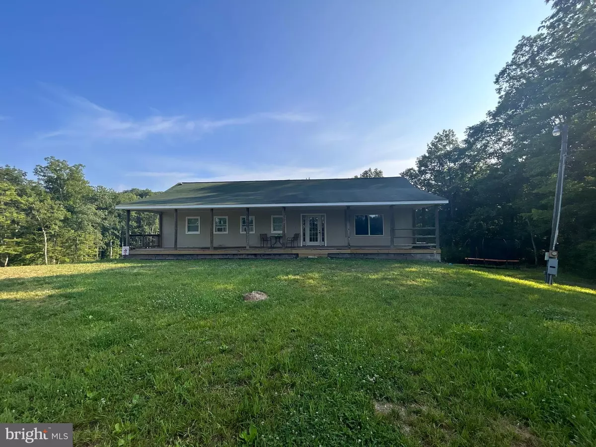 Hedgesville, WV 25427,555 SAW MILL RD