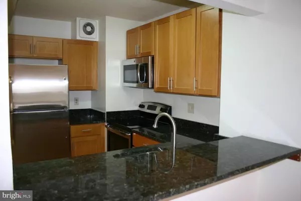 Arlington, VA 22203,900 N STAFFORD ST N #1504