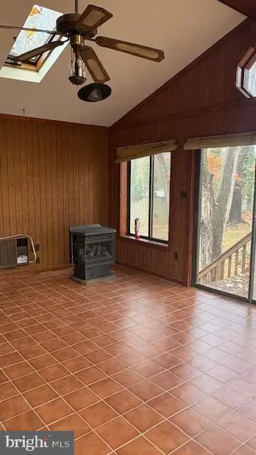 Woodbridge, VA 22193,13823 DELANEY RD