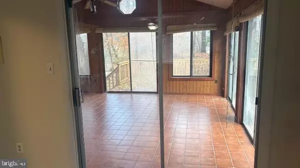 Woodbridge, VA 22193,13823 DELANEY RD