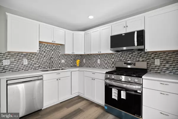 Burlington, NJ 08016,202 W UNION ST