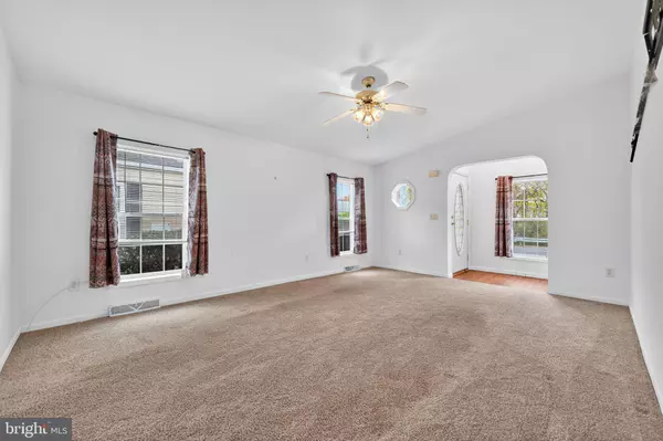 Royersford, PA 19468,601 VILLAGE WAY