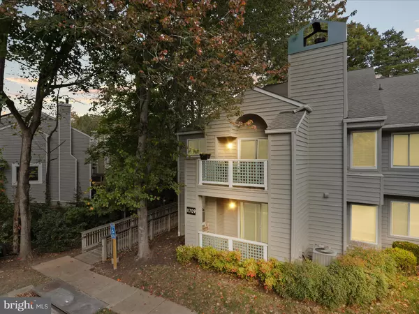 11709 SUMMERCHASE CIR #D, Reston, VA 20194