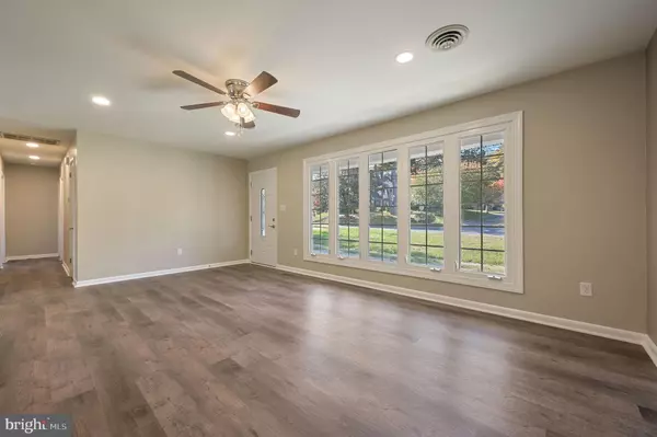 Dover, DE 19901,201 N OLD MILL RD