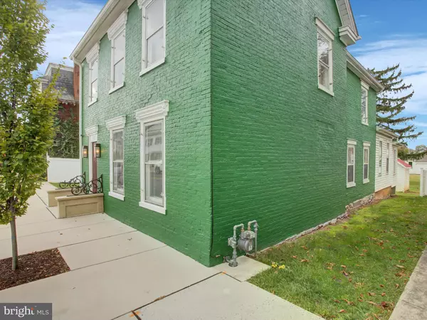 Greencastle, PA 17225,148 N CARLISLE ST