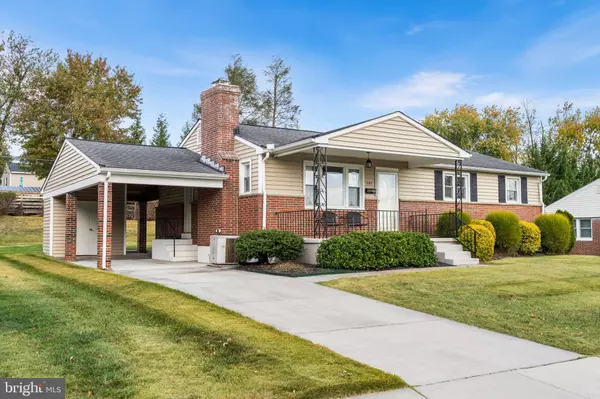 Lutherville Timonium, MD 21093,141 HOLLOW BROOK RD