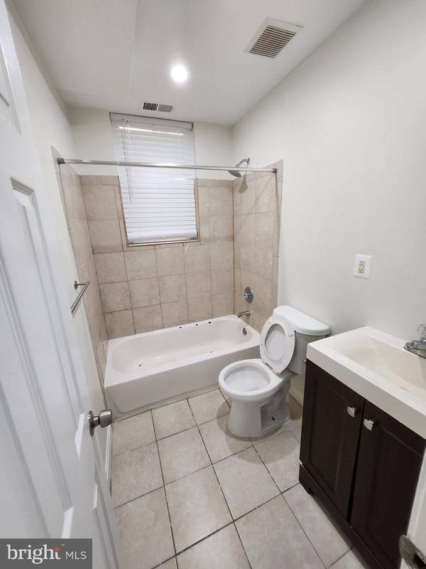 Washington, DC 20019,4234 EDSON PL NE #3