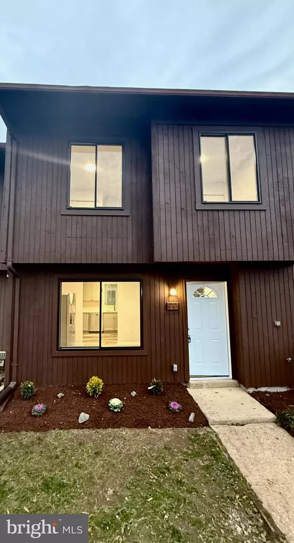 33 KINGS WHARF PL, Waldorf, MD 20602