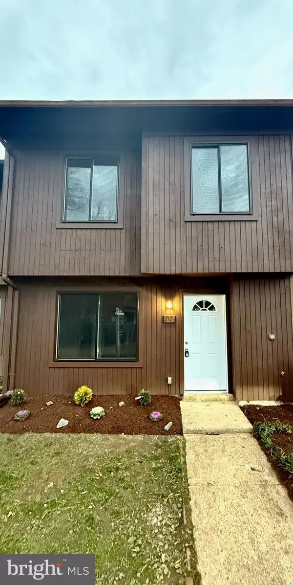 Waldorf, MD 20602,33 KINGS WHARF PL