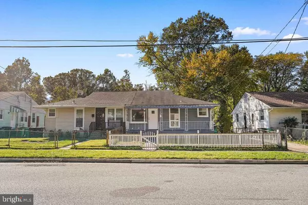 2010 RAY LEONARD RD,  Landover,  MD 20785