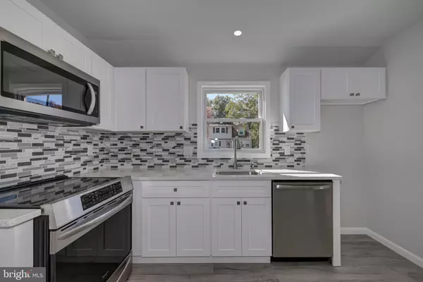 Maple Shade, NJ 08052,477 BUTTONWOOD AVE
