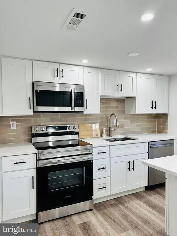 Lansdale, PA 19446,128 WELLINGTON TER