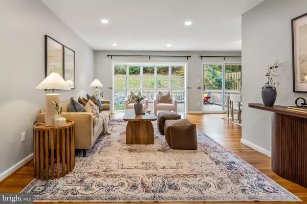 Rockville, MD 20852,812 CABIN JOHN PKWY