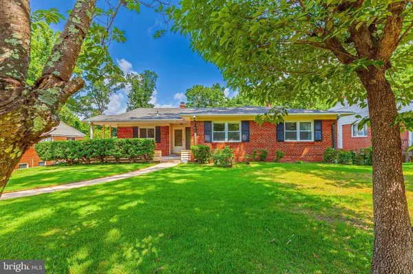 3215 BROOKLAWN TER, Chevy Chase, MD 20815