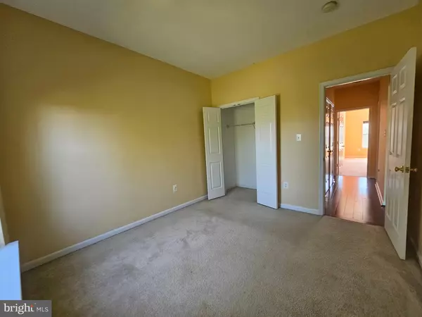 Ashburn, VA 20147,44259 HURON TER