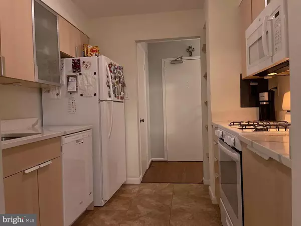 Falls Church, VA 22044,600 ROOSEVELT BLVD #314