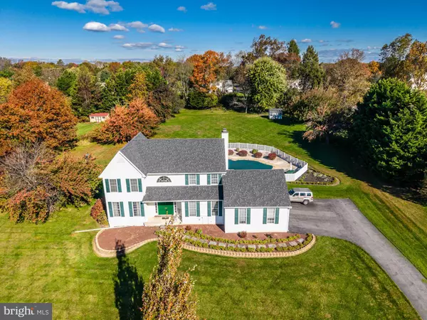 Oxford, PA 19363,7 MORNINGMIST LN