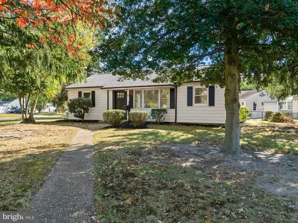 Stratford, NJ 08084,10 DUKE AVE