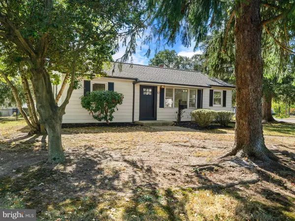 Stratford, NJ 08084,10 DUKE AVE