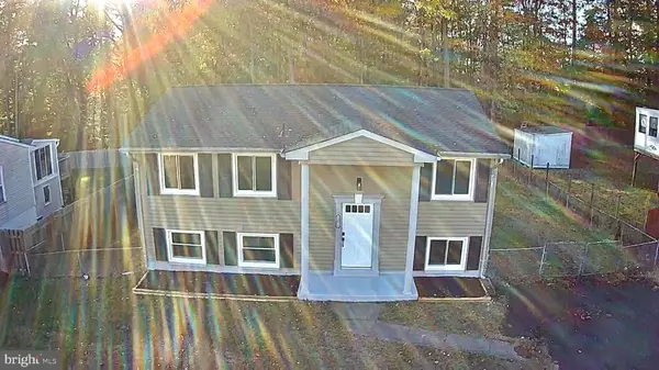 Woodbridge, VA 22193,13014 KERRYDALE RD