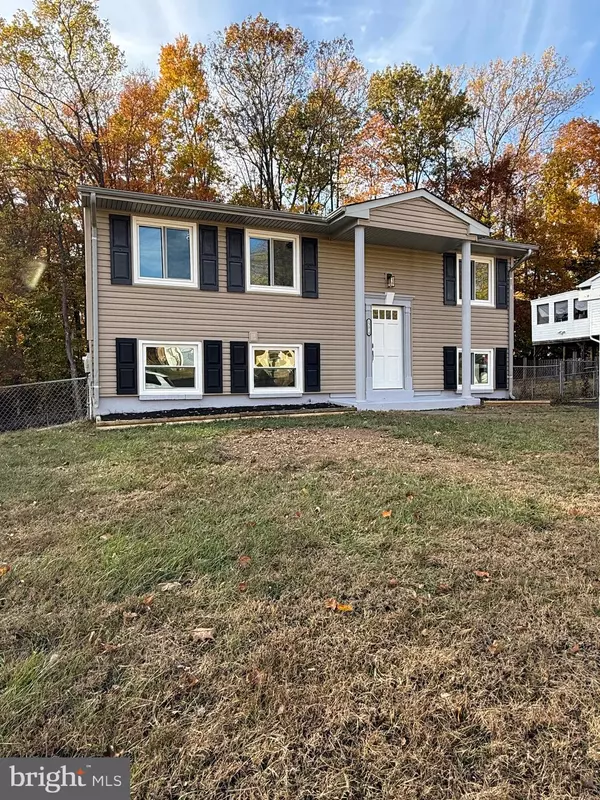 Woodbridge, VA 22193,13014 KERRYDALE RD