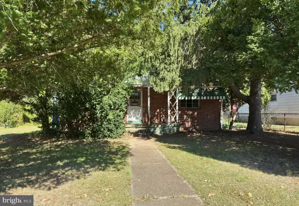 Palmyra, NJ 08065,403 TEMPLE BLVD