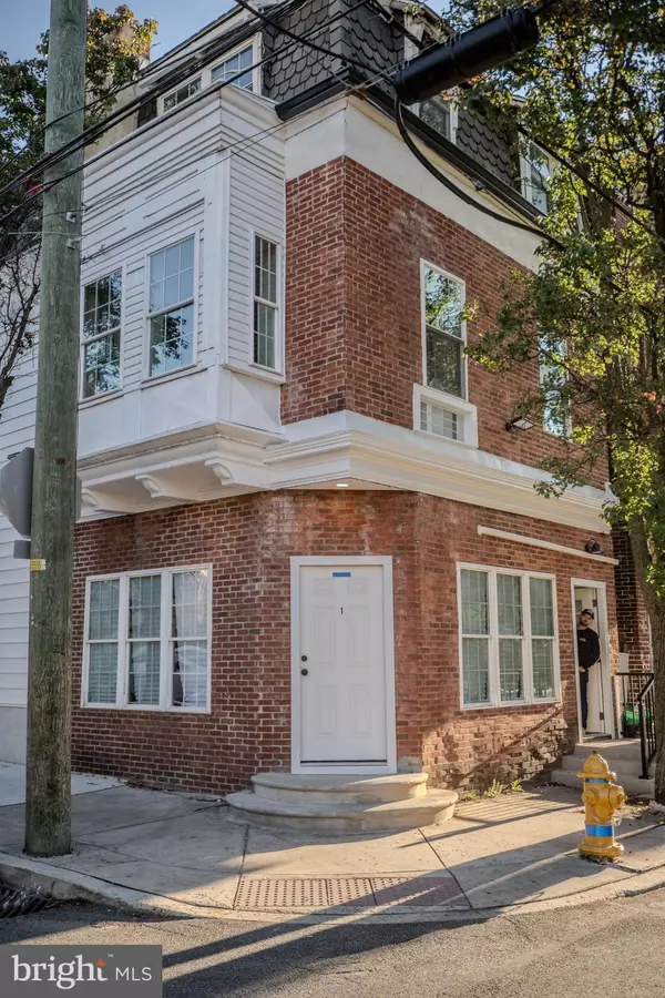 225 W 7TH ST, Wilmington, DE 19801