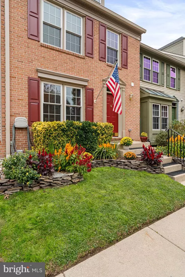 Springfield, VA 22153,8852 EAGLE ROCK LN