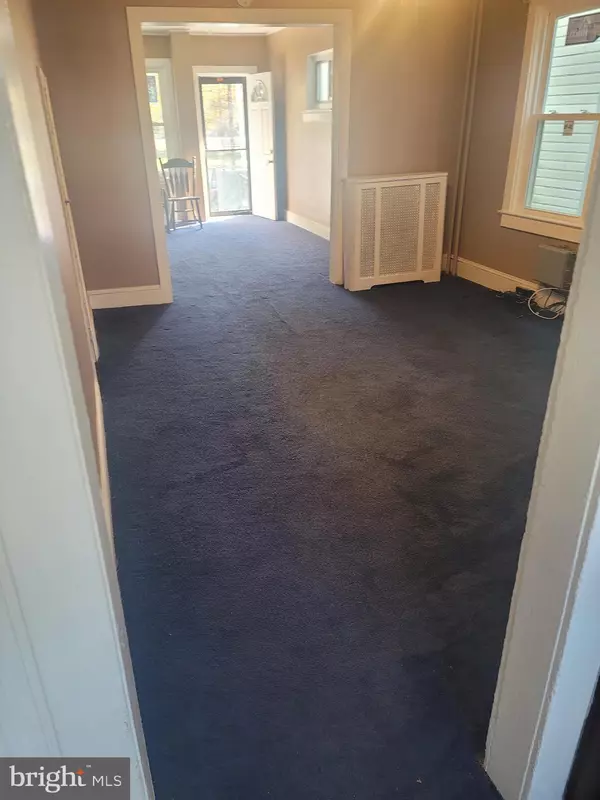 Trenton, NJ 08618,48 LAUREL PL