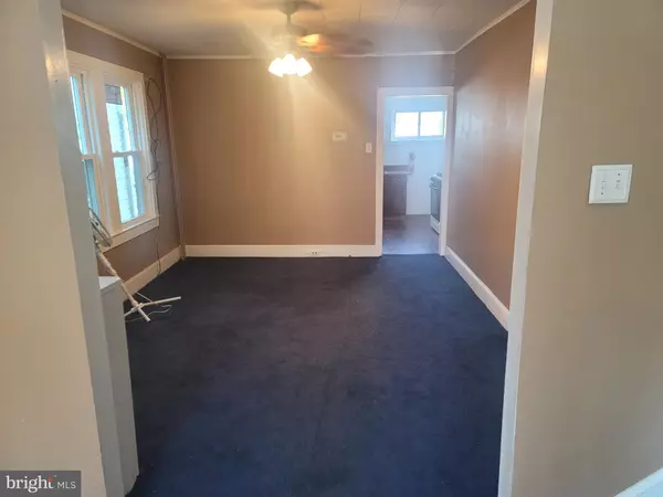 Trenton, NJ 08618,48 LAUREL PL