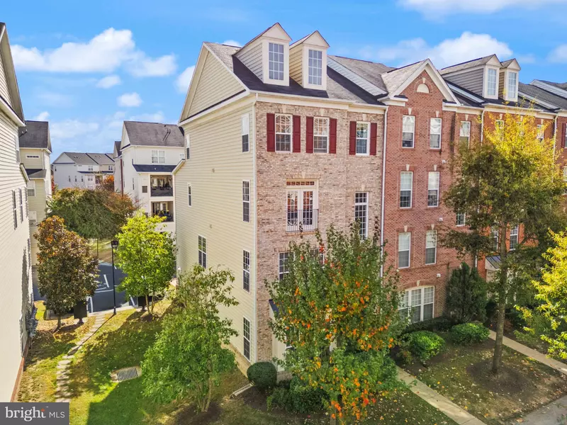 2238 MARGRAF CIR, Woodbridge, VA 22191