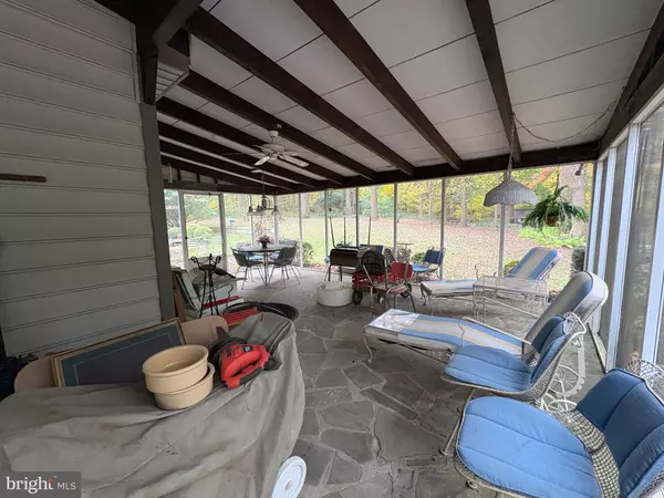 Parkesburg, PA 19365,4 WOODS LN