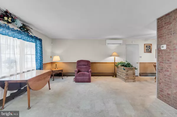 Levittown, PA 19056,6 HANDY RD