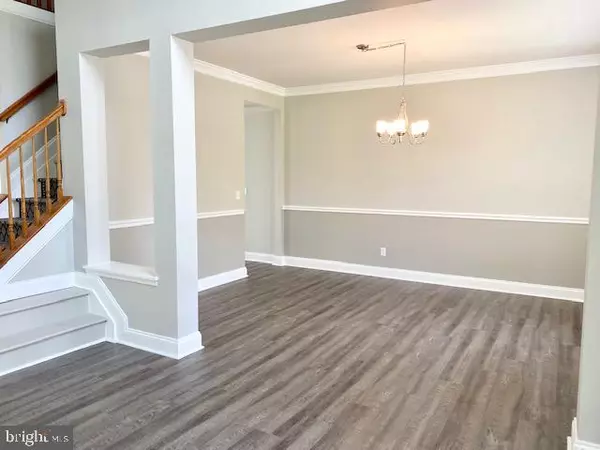 Cross Junction, VA 22625,409 S LAKEVIEW DR