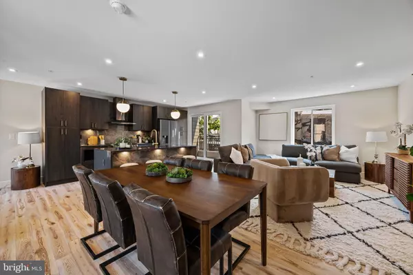 Philadelphia, PA 19121,2715 W FLORA ST