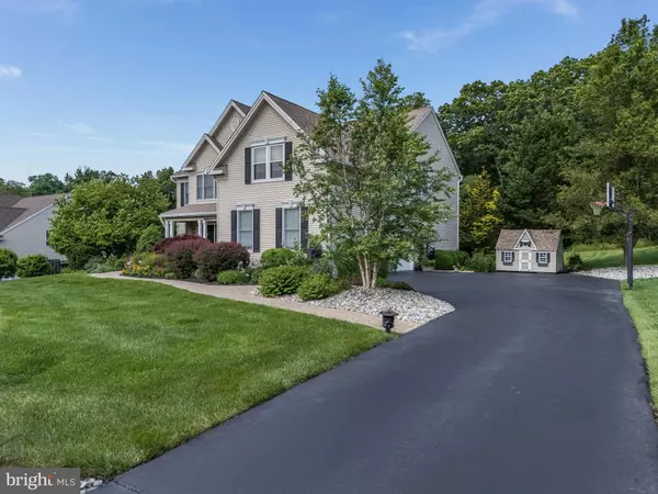 Ringoes, NJ 08551,10 PHEASANT DR