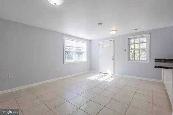 Washington, DC 20032,314 ATLANTIC ST SE #1