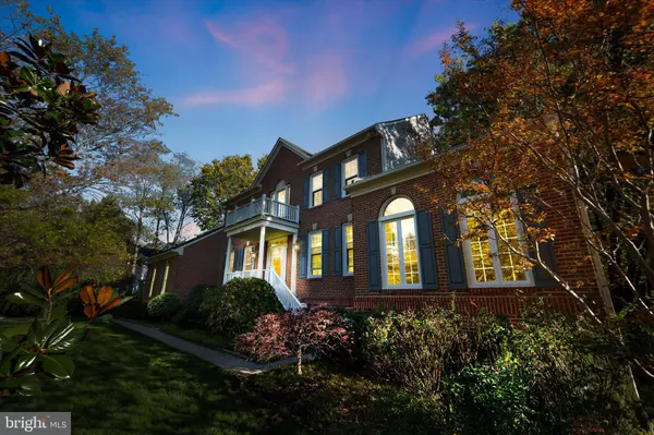 Clifton, VA 20124,5495 ROCKPOINTE DR