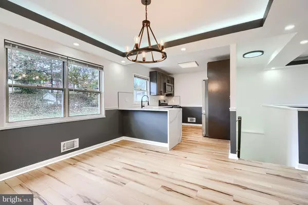 6815 FOX MEADOW, Baltimore, MD 21207