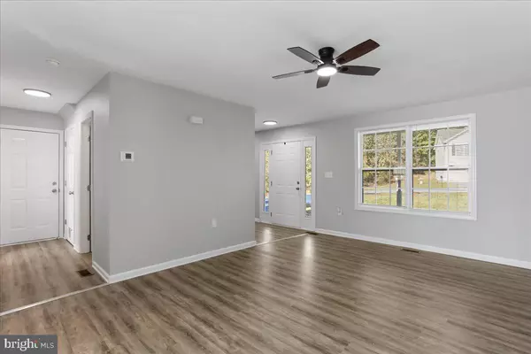 Martinsburg, WV 25404,50 JEWELS CT