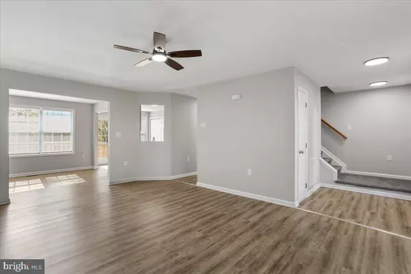 Martinsburg, WV 25404,50 JEWELS CT