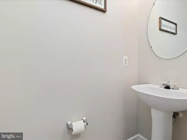 Gainesville, VA 20155,7002 MANAHOAC PL