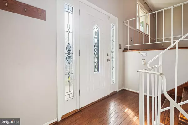 Woodbridge, VA 22193,5555 NEDDLETON AVE